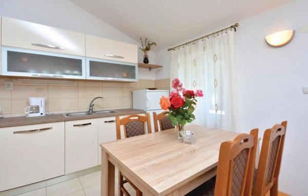 Apartman Zora Подстрана Екстериор снимка