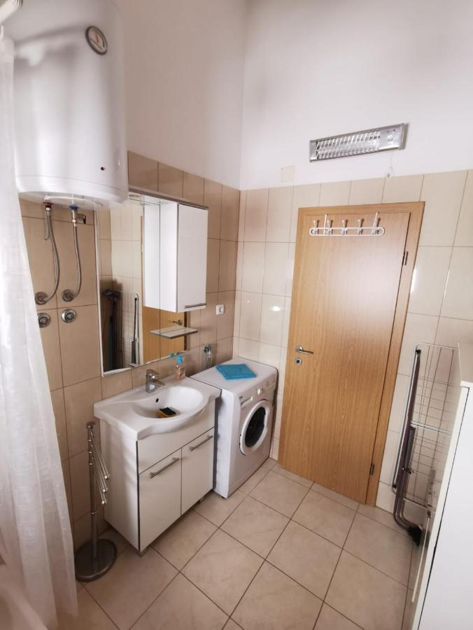 Apartman Zora Подстрана Екстериор снимка