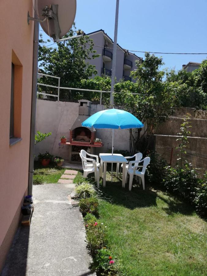 Apartman Zora Подстрана Екстериор снимка